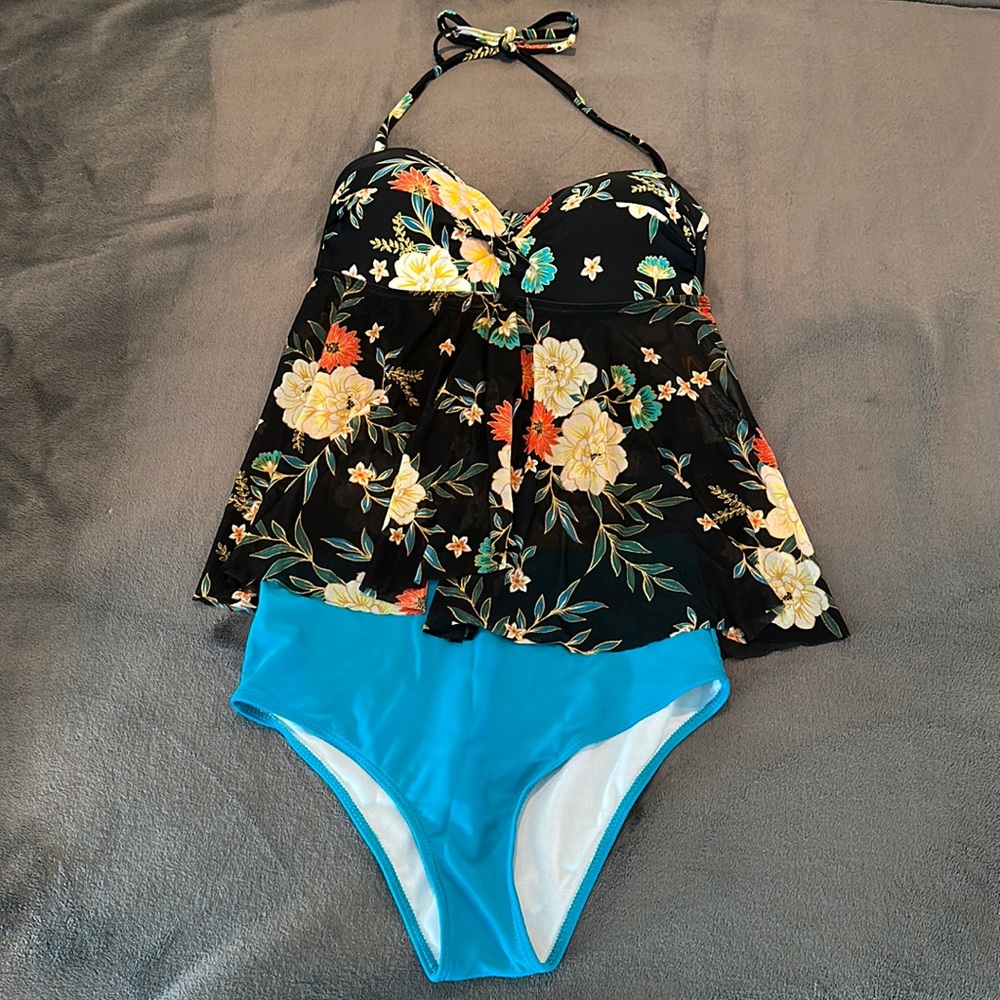 Women’s bathing suit !!! top is from target bottoms are from a boutique!!